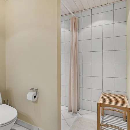 2 Bedroom Lovely In Casa de Férias